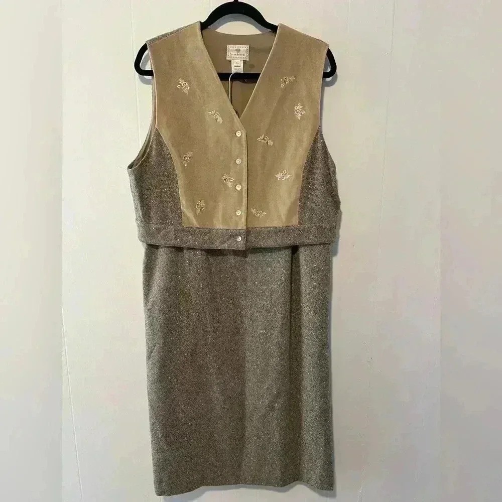 NWT Susan Bristol Vintage Wool Vest and Skirt Set P36